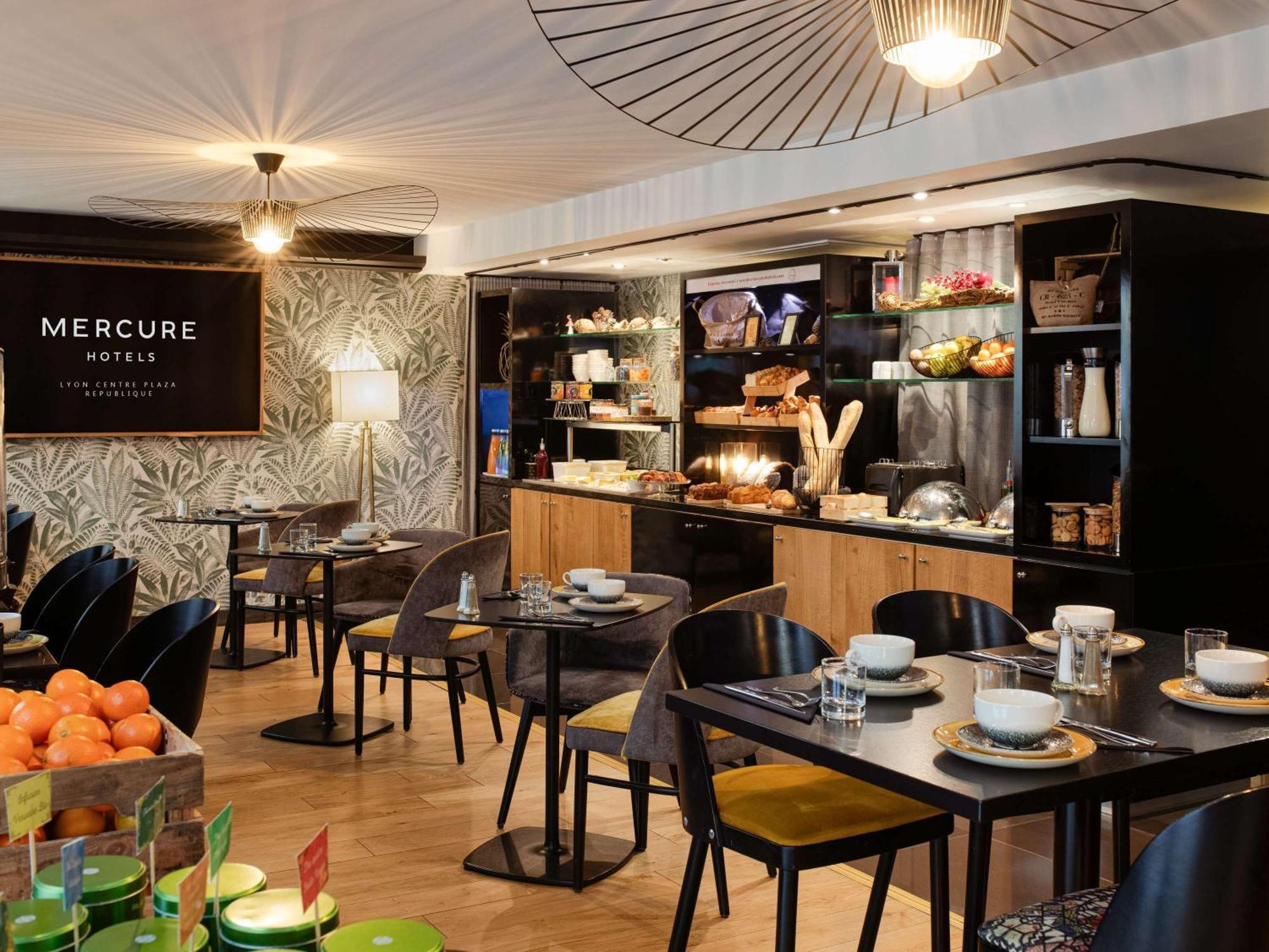 Mercure Lyon Centre Plaza Republique Экстерьер фото
